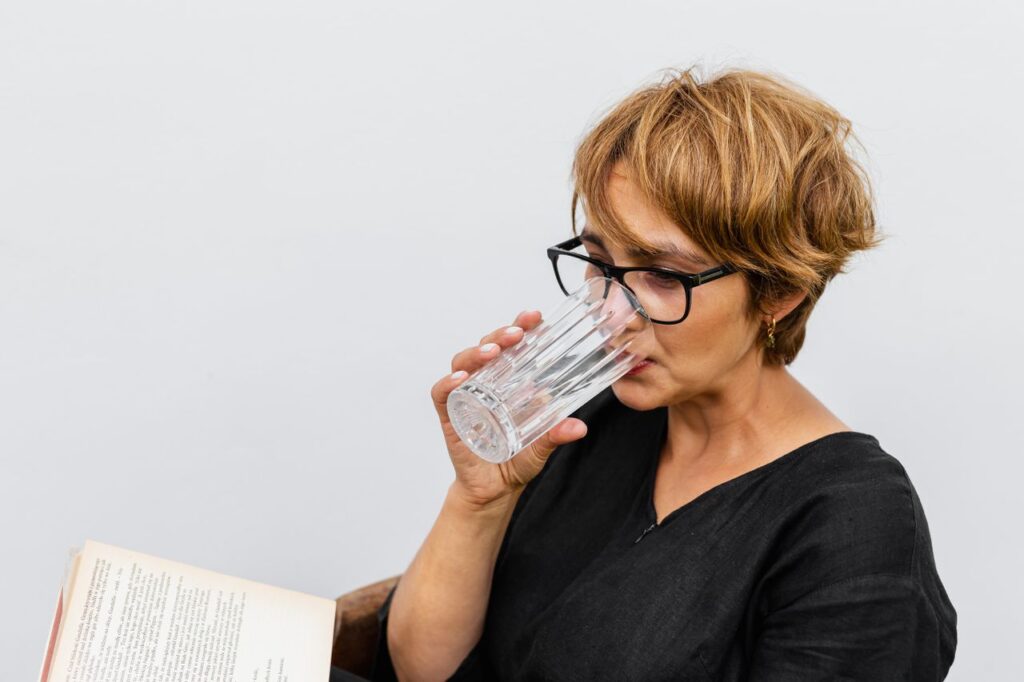 hydration and brain fog clarity women over 35